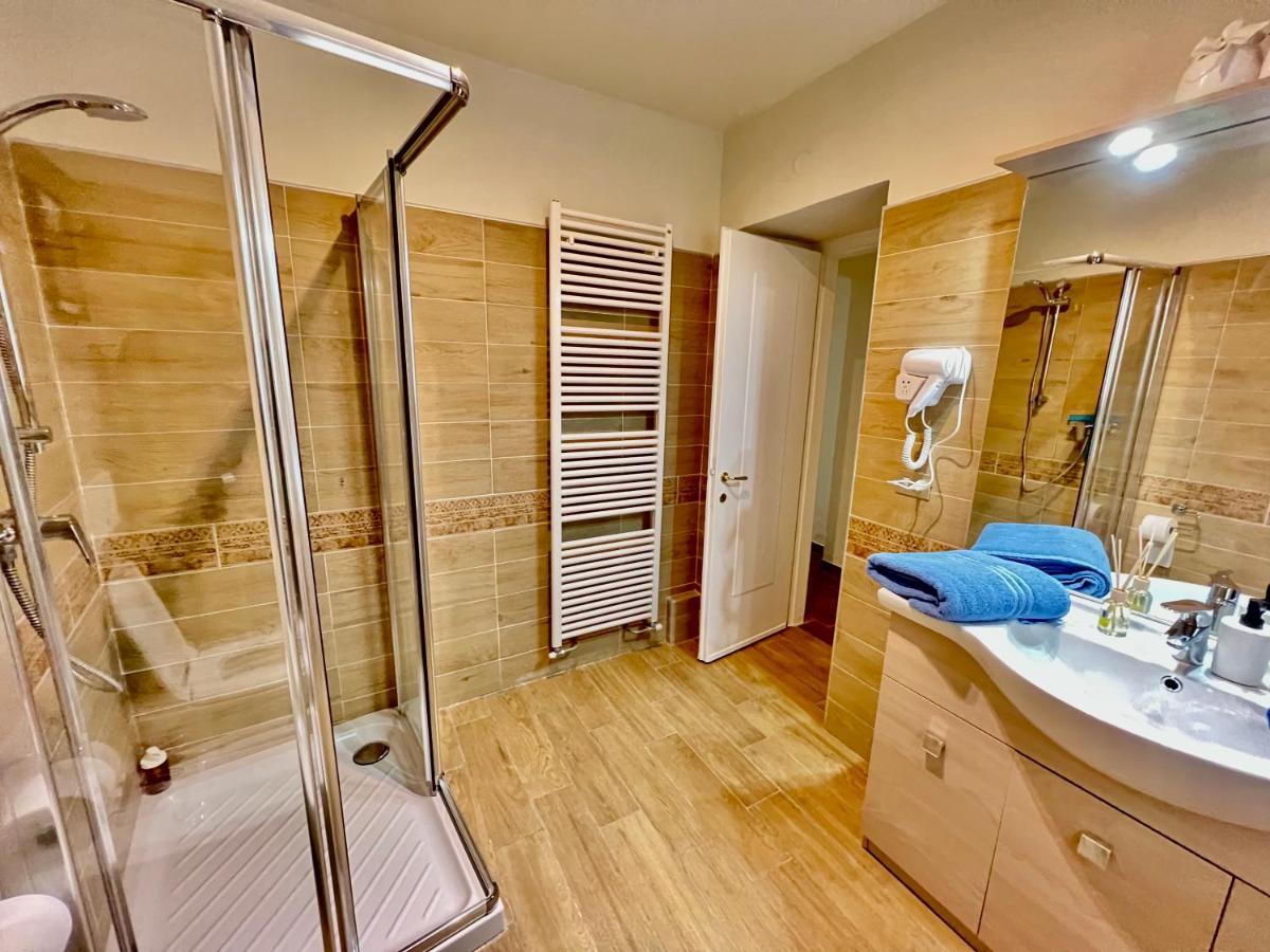 Two Bedroom Al Casello N. 2 Como Eksteriør billede